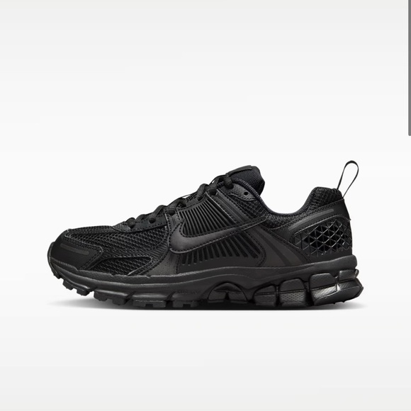 Nike Vromeros